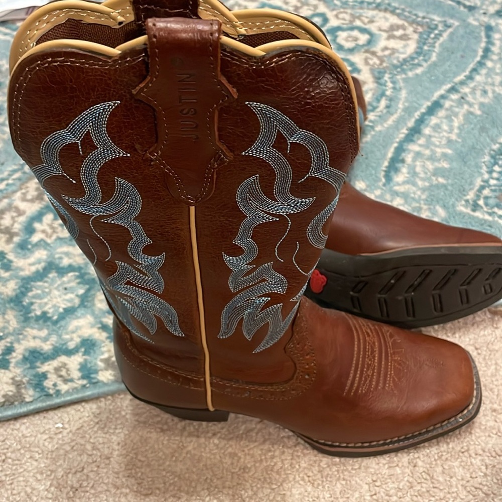 Justin Brown children’s boots